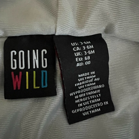 3/6M GOING WILD - shark costume NWT - Picture 5 of 6